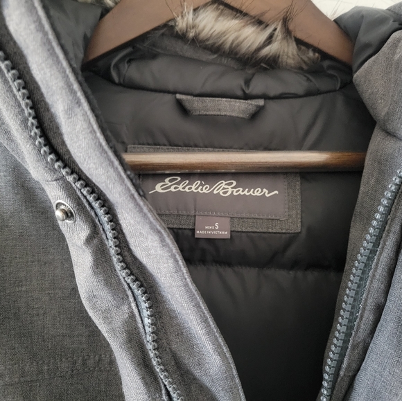Eddie Bauer men's Superior Down Bomber Jacket - Picture 2 of 4